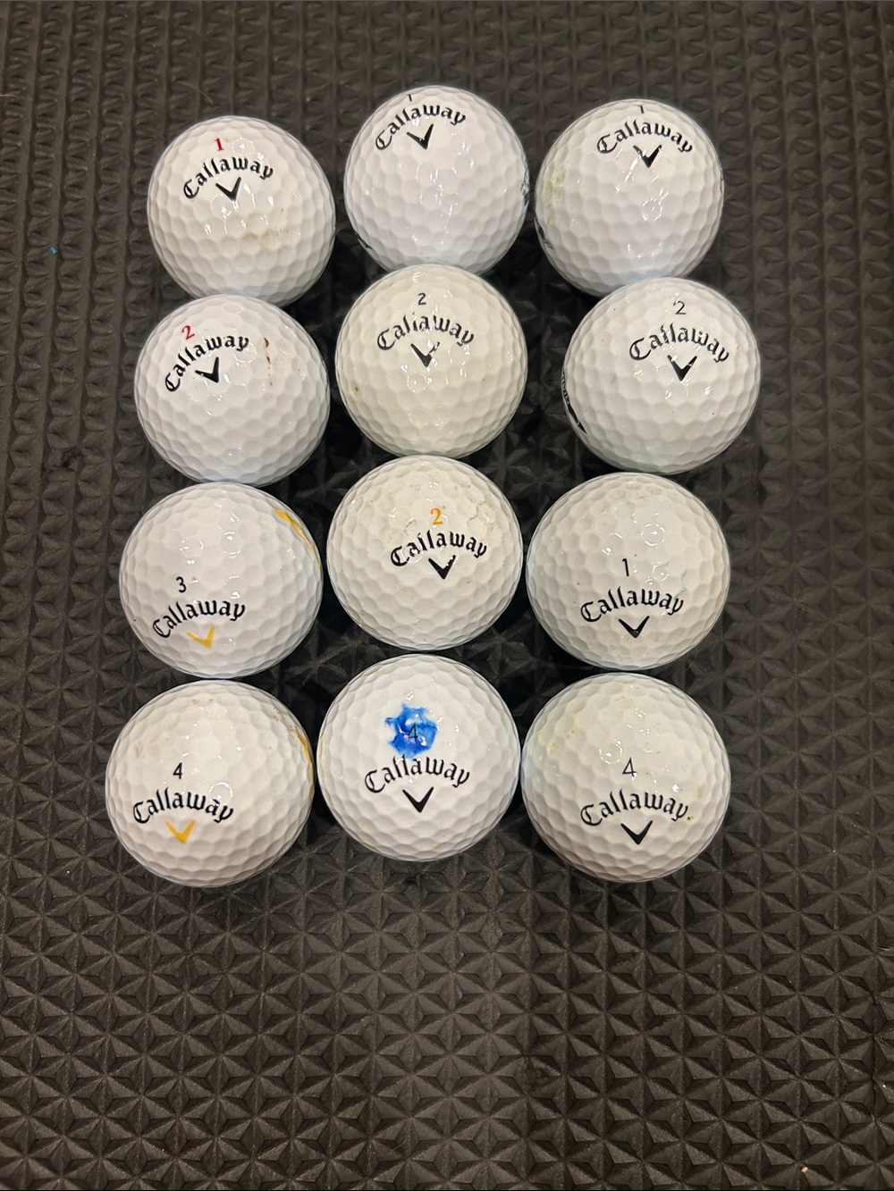 Callaway White Golf Ball Assortment with Colored Marks